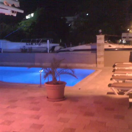 Hotel My Way