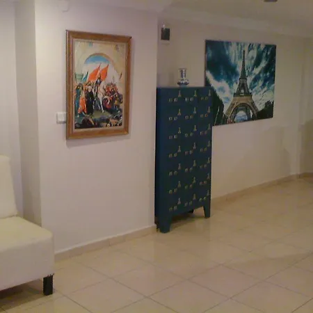 Otel My Way 2*